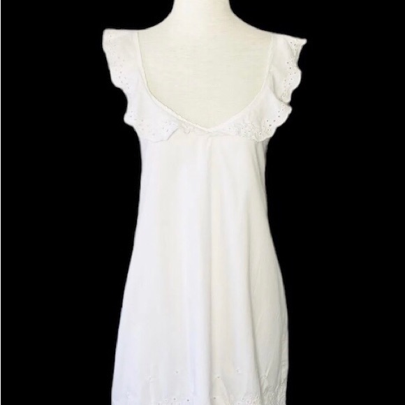 Aritzia Wilfred White Cotton Eyelet Summer Dress - Picture 5 of 5